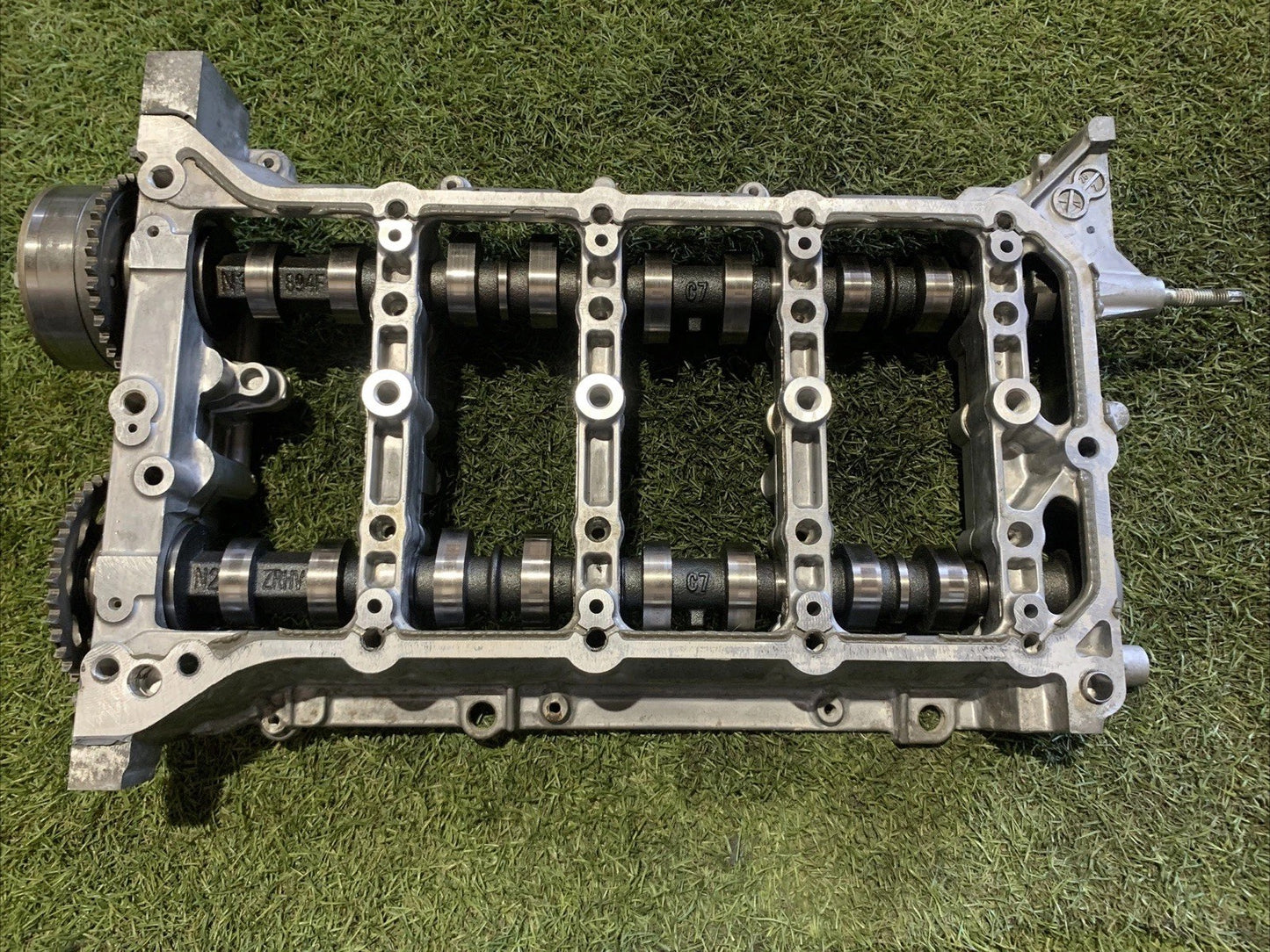 Alloggiamento Alberi A Camme Toyota C-HR 2016-2023 1.8 Hybrid  2ZR-FXE