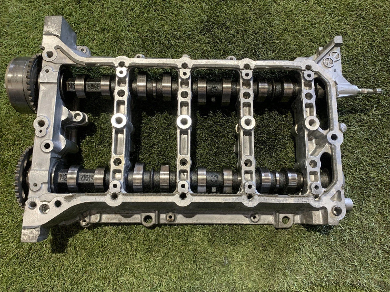 Alloggiamento Alberi A Camme Toyota C-HR 2016-2023 1.8 Hybrid  2ZR-FXE