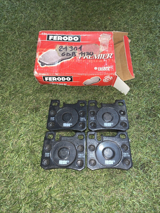 KIT PASTIGLIE FRENO POSTERIORI MERCEDES W 201-C 202 FERODO FDB693