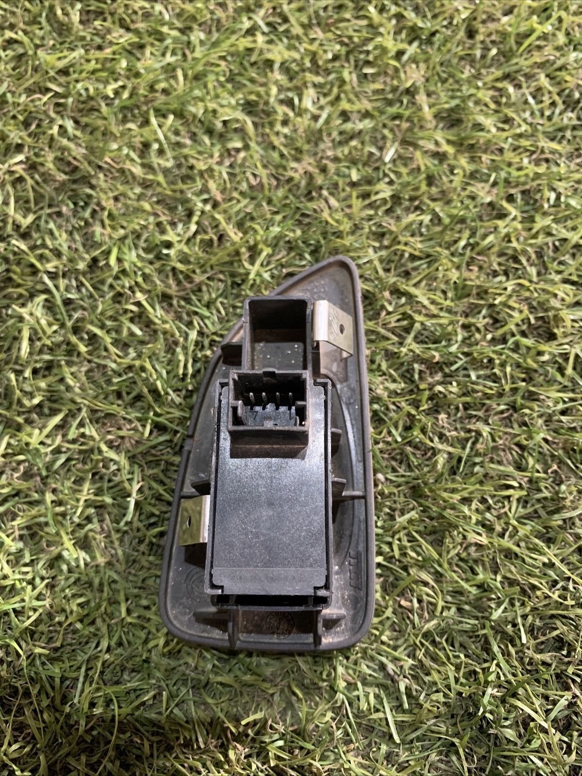 735380457 COMANDO INTERRUTTORE PULSANTIERA POSTERIORE DESTRA FIAT GRANDE PUNTO