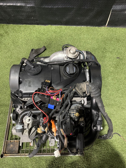 Motore Completo Audi A4 2002 1.9 Diesel AWX