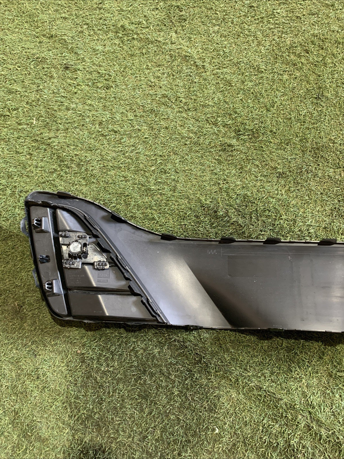 Parte Inferiore Paraurti Posteriore Volkswagen T-roc 2024 R Line 2GA807725C