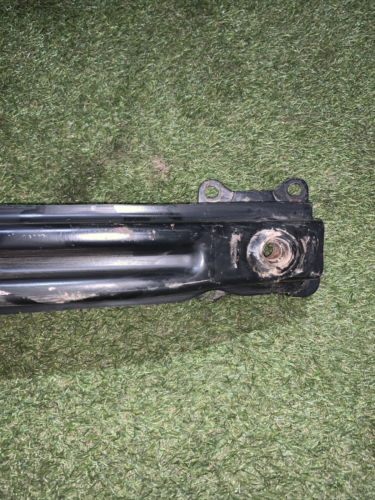 TRAVERSA PARAURTI POSTERIORE SEAT LEON 1P1 (2005 - 2013) 5P0807305 BARRA ORIG.