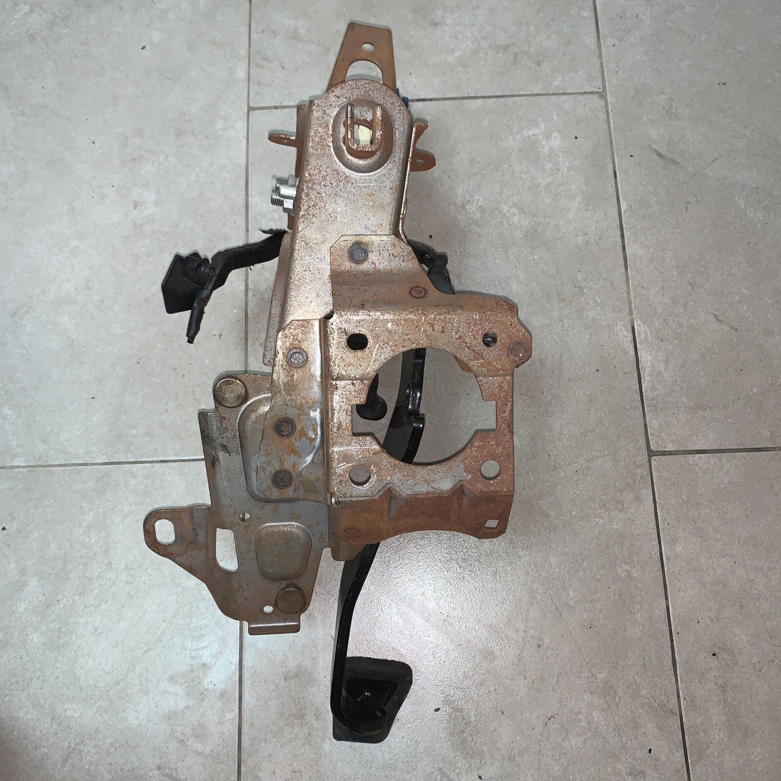 PEDALIERA FRENO FORD FIESTA 6 Serie