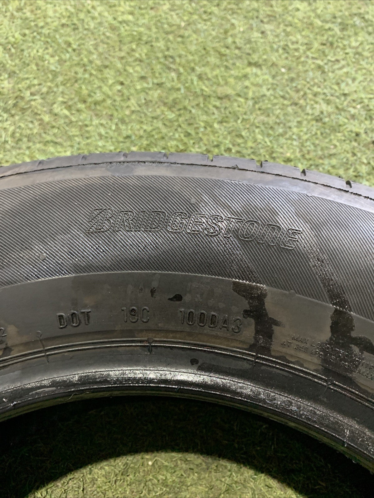 Coppia Gomme Brigestone 215/65R16