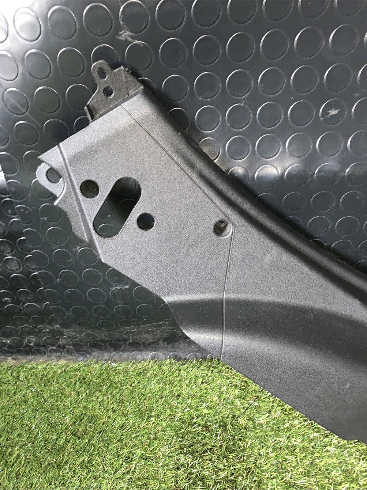 Rivestimento montante inferiore posteriore SX Lancia Ypsilon 2012 735489375