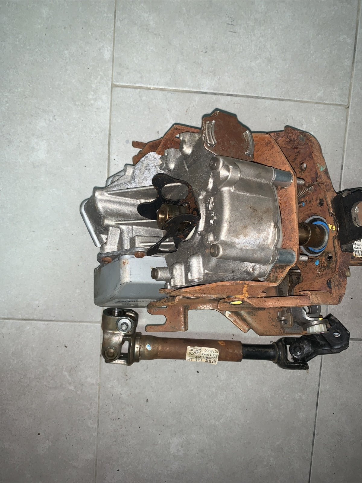 PIANTONE STERZO ELETTRICO RENAULT CLIO 3 SERIE DEL 2007 COD. 8200751237