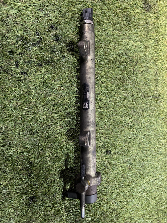 FLAUTO BOSCH INIEZIONE DIESEL FIAT LANCIA 1.3 MJT 0445214044-46817523 (0)