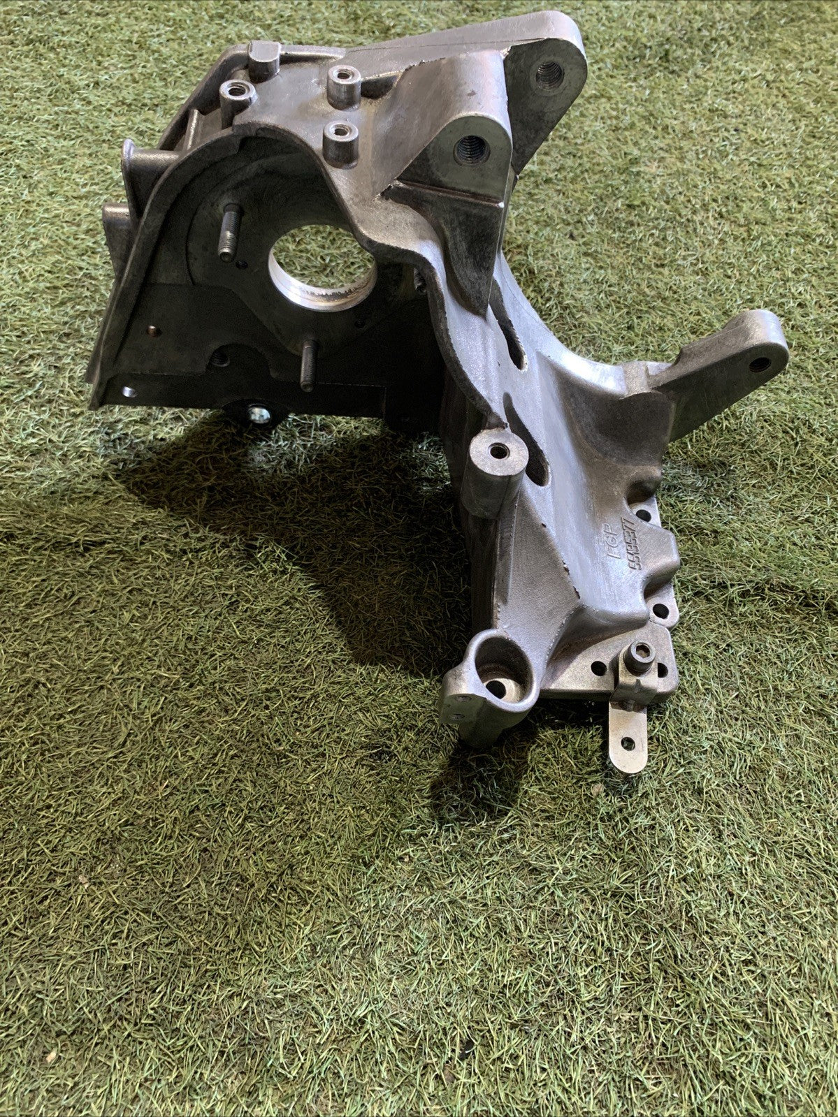 Supporto Pompa Gasolio Fiat Sedici 1.9 Diesel 55195377