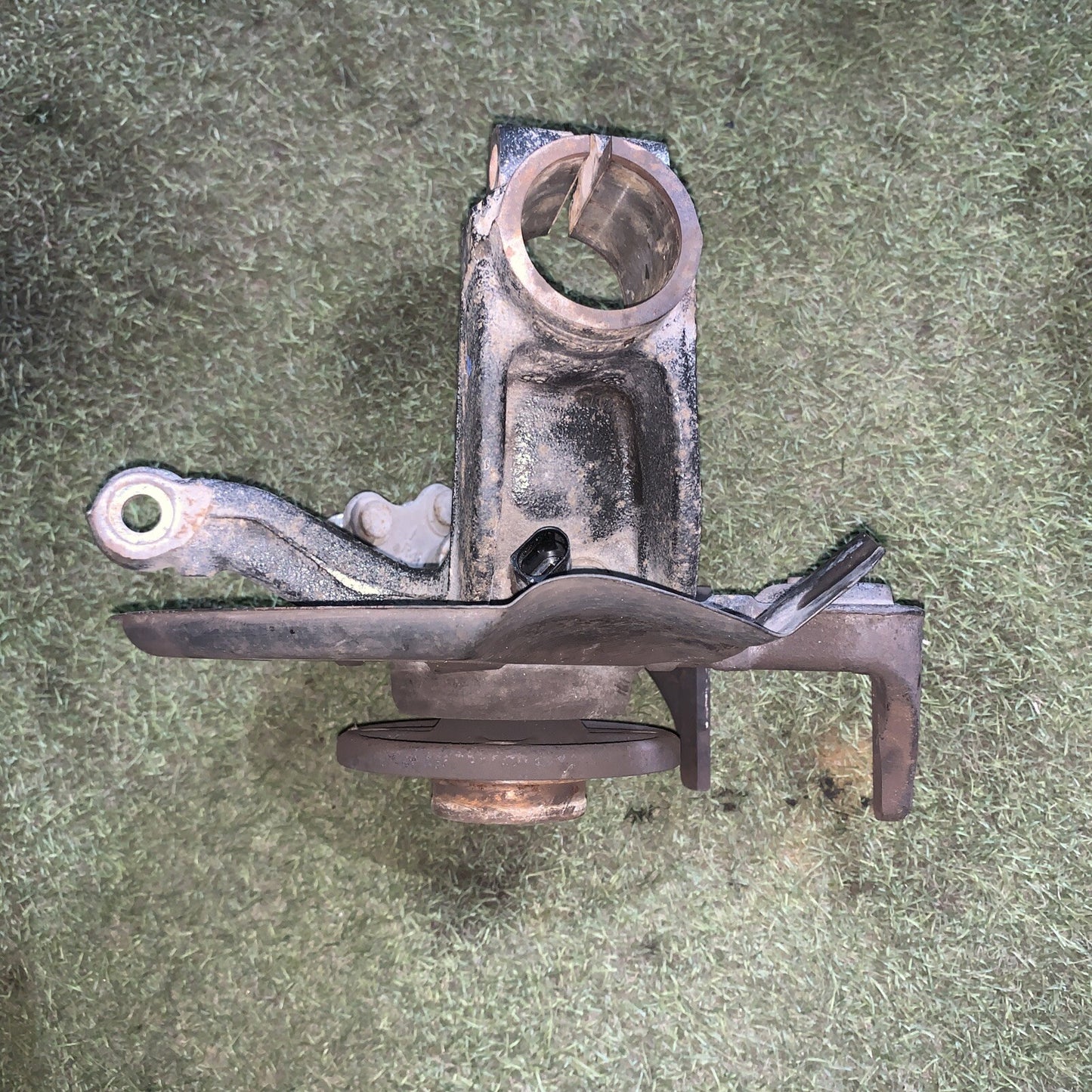 Mozzo Montante Fusello Anteriore Destro Volkswagen UP 1.0 B 1S04072560