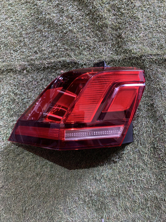 Faro Fanale Stop Posteriore Sinistro Volkswagen Tiguan 2020 5NA945095D