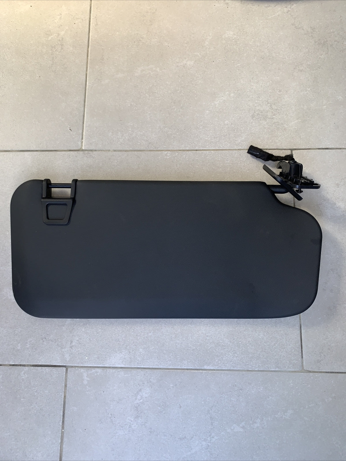 ALETTA PARASOLE SINISTRA SX LATO GUIDA FORD KUGA  2019-2021 LJ6BS04101