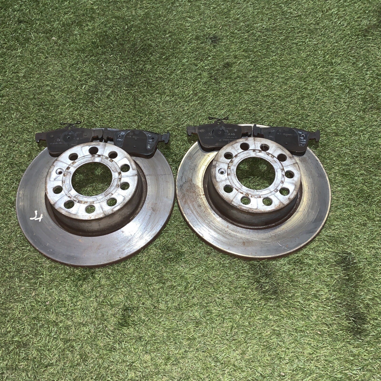 DISCHI E PASTIGLIE FRENI DESTRO SINISTRO POSTERIORI VOLKSWAGEN VW T-ROC '19