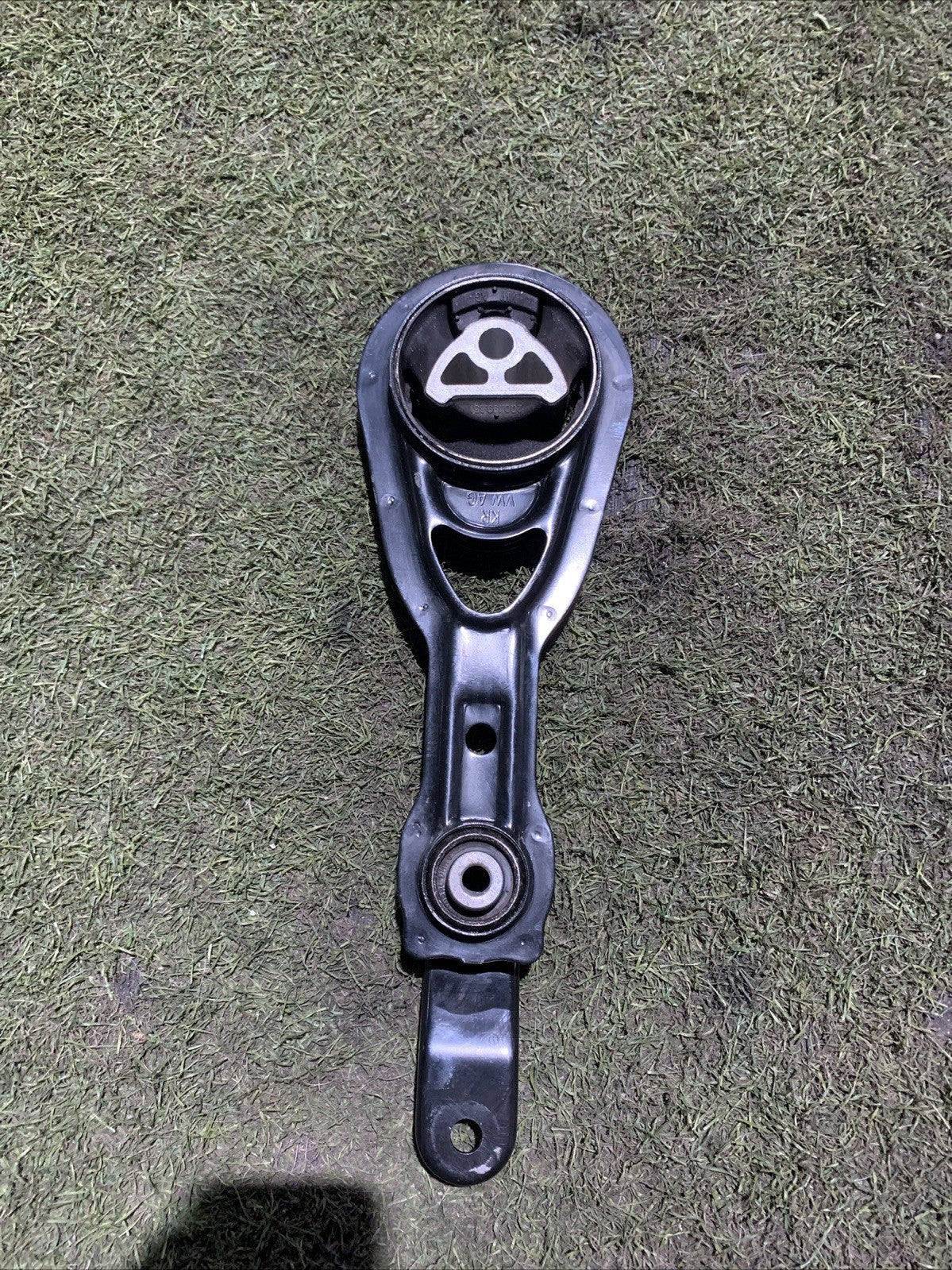 SUPPORTO MOTORE SEAT ARONA 2024 1.0 BENZINA  2Q0199851AE