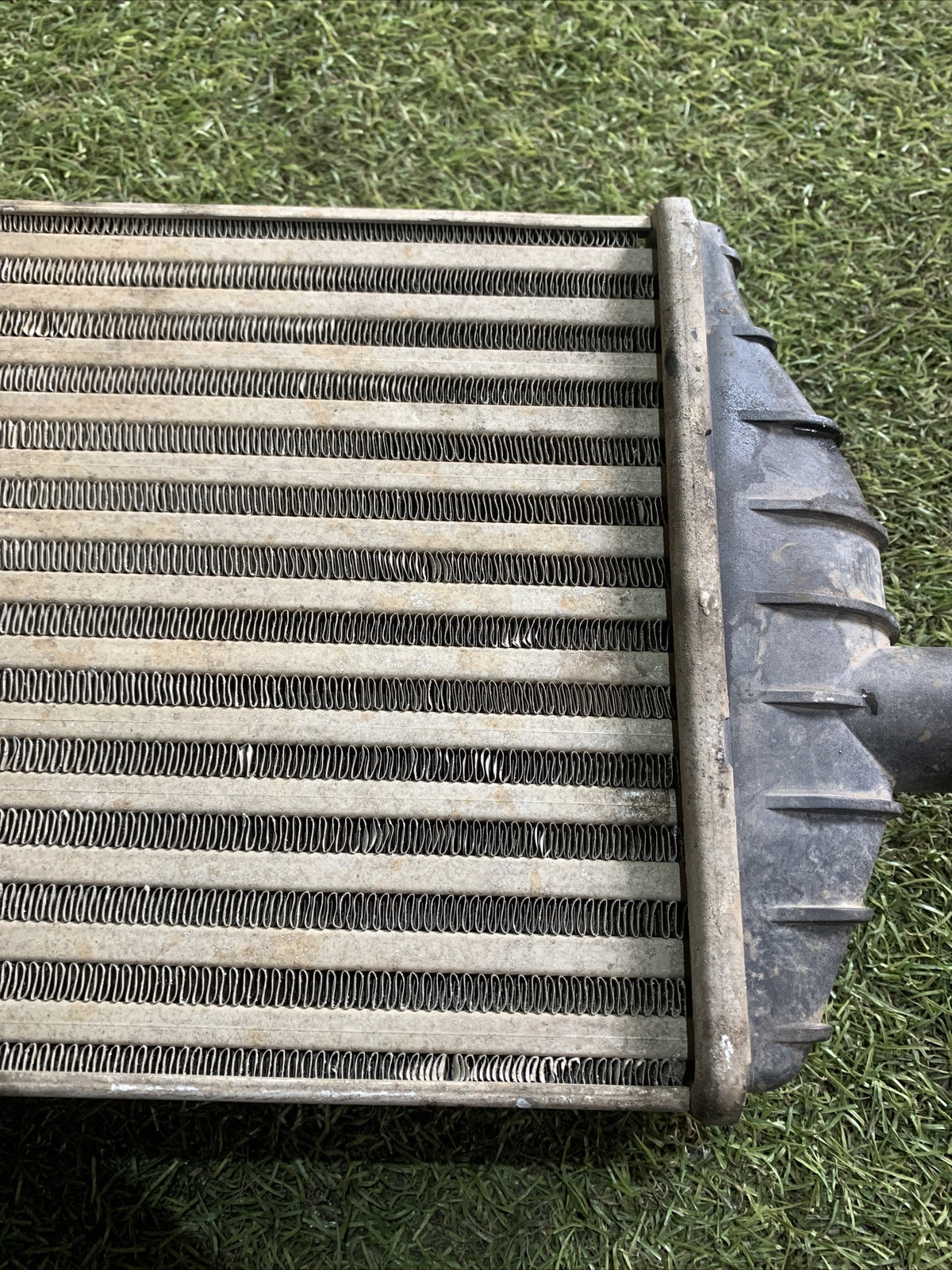 RADIATORE INTERCOOLER FIAT IDEA 1.3 MULTIJET (ANNO 2005 ) 847850000 (2)