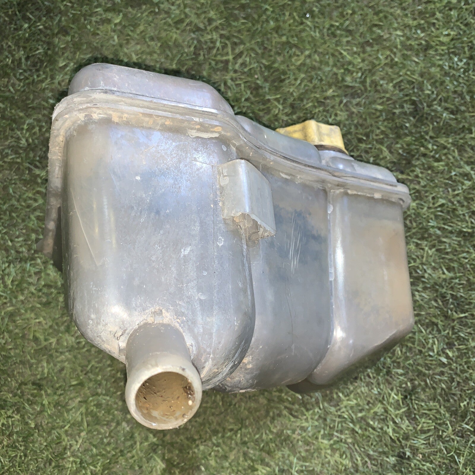 VASCHETTA ACQUA RADIATORE FORD FIESTA 5 - 1.4 TDCi (2006 - 2008) 3S61-8K218-AB