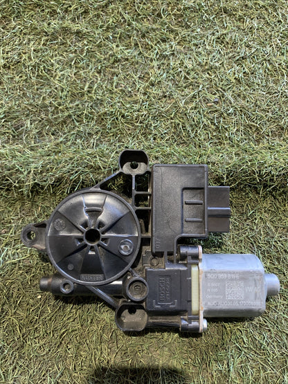 Motorino Alzavetro Posteriore Sinistro Volkswagen Tiguan 2017 5Q0959811E