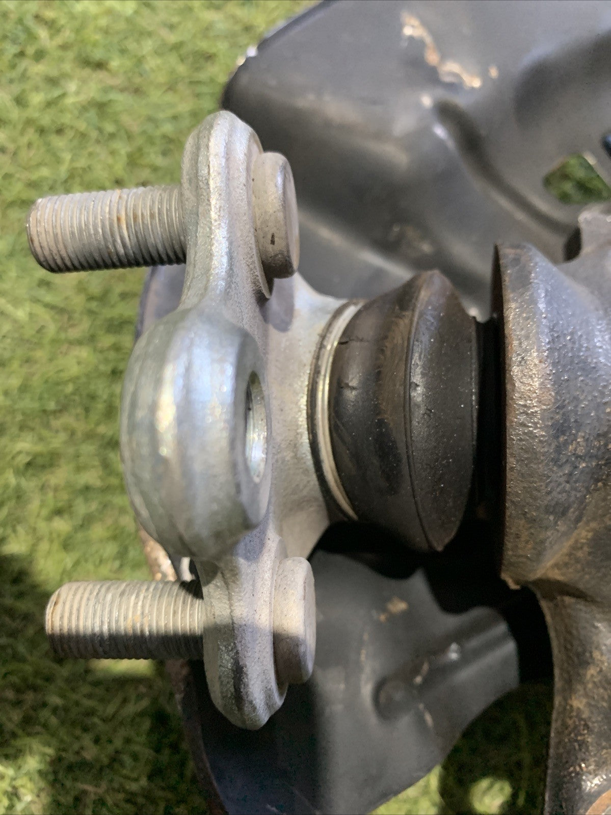 Mozzo Montante Fusello Anteriore Sinistro Toyota Rav 4 2019 2.5 Hybrid 