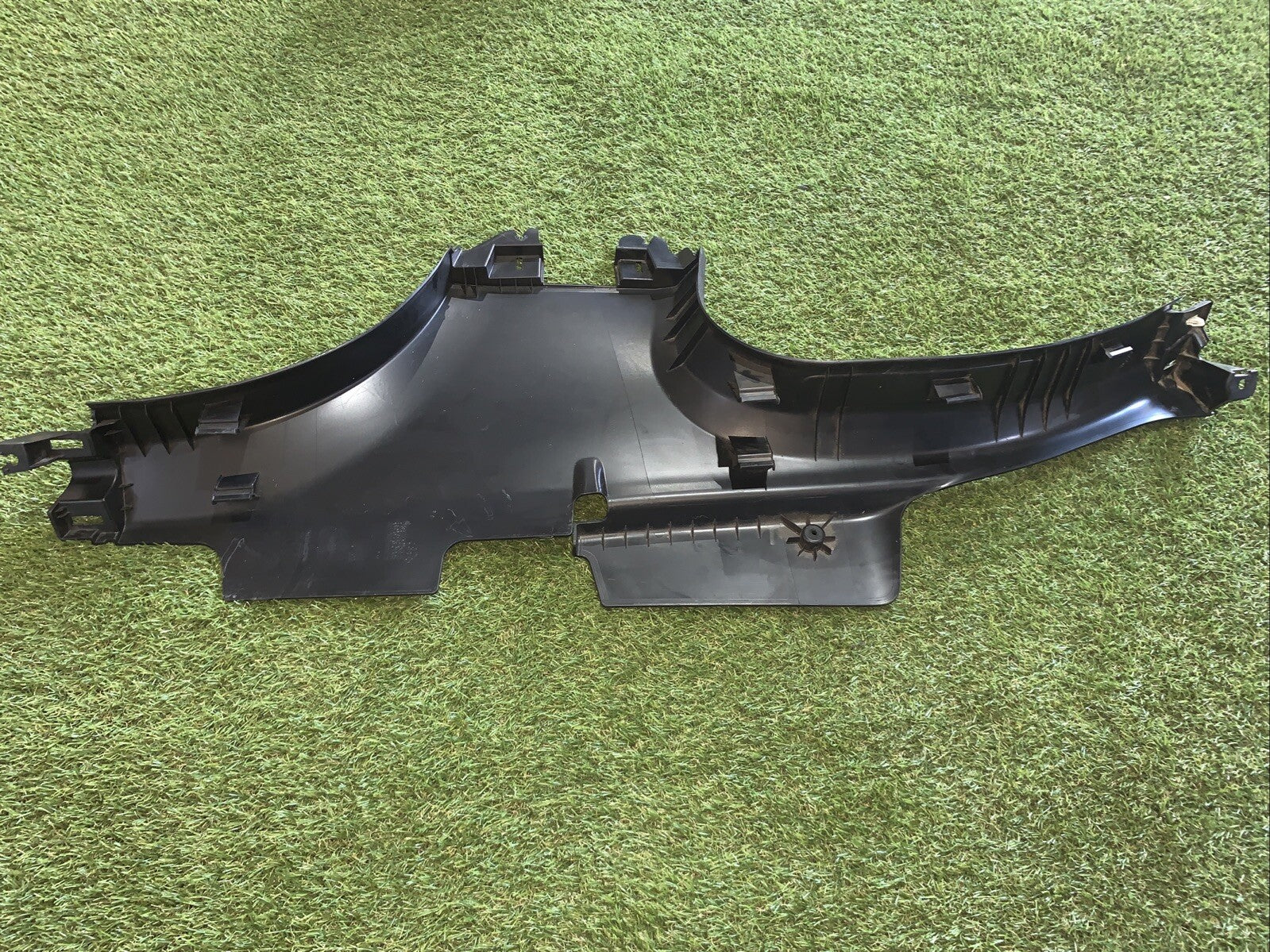 735571900 RIVESTIMENTO BATTI TACCO INTERNO POSTERIORE SINISTRA FIAT 500X 14  (2)