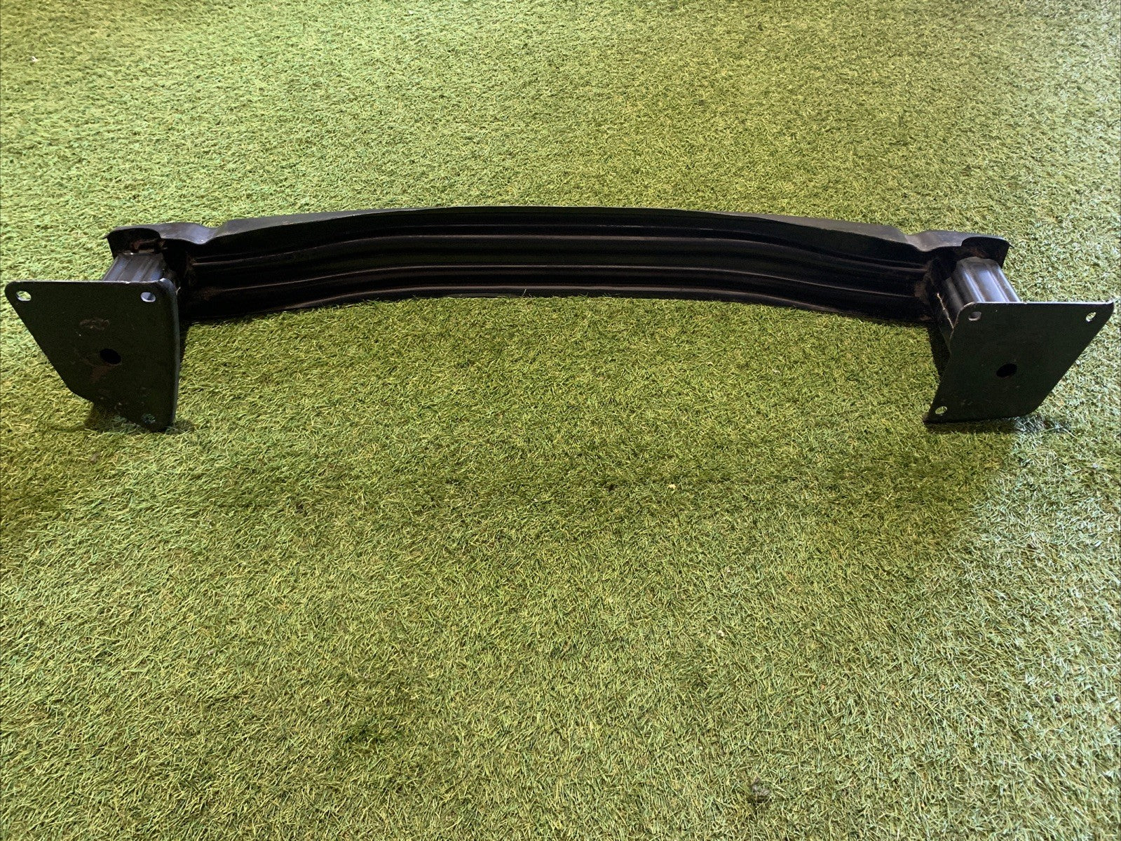 TRAVERSA PARAURTI POST AUDI A1 2010 8X0807309