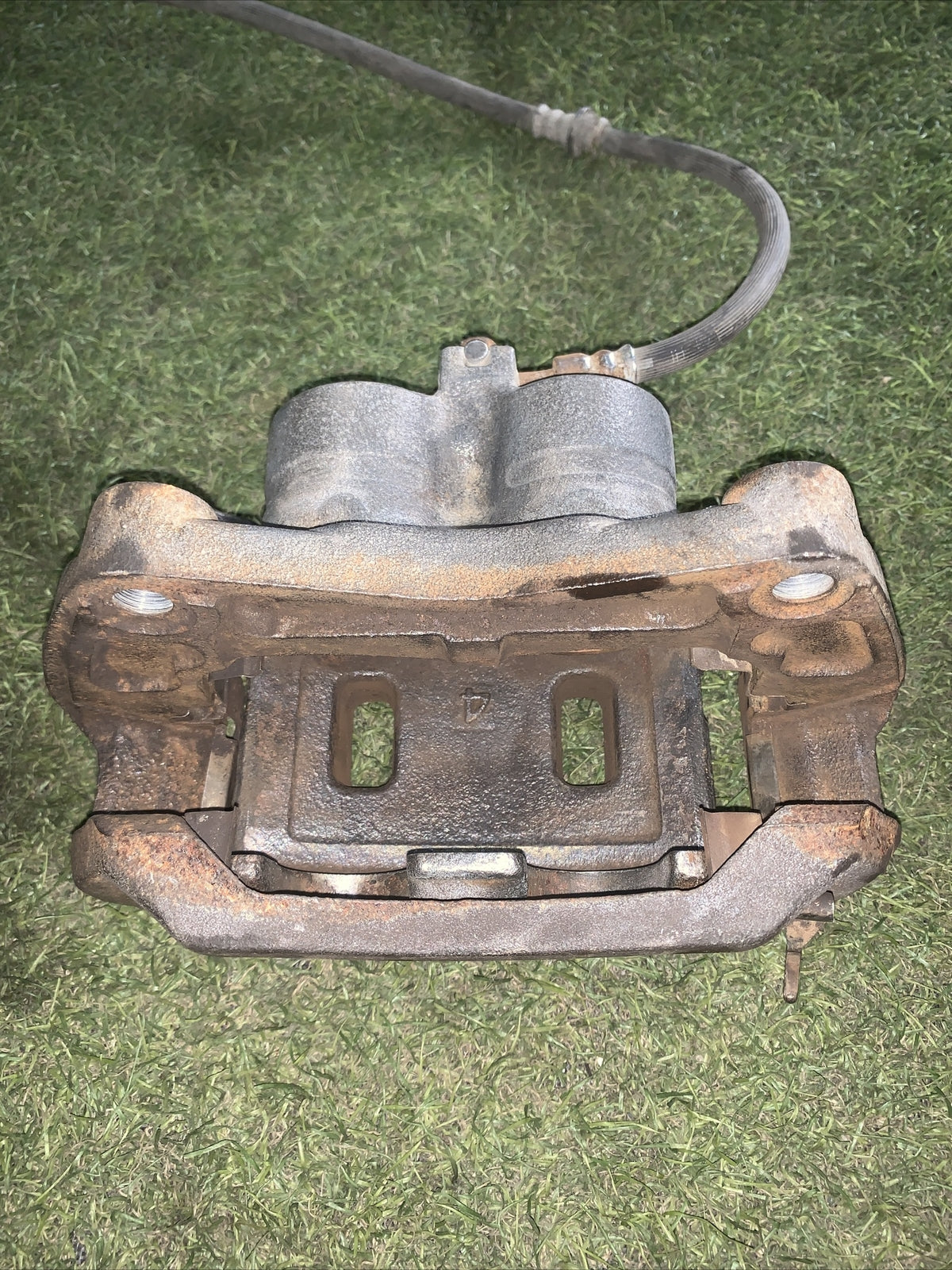 Pinza freno Anteriore  sinistra nissan pathfinder