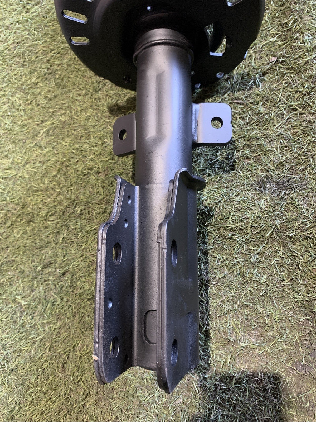 AMMORTIZZATORE ANTERIORE SINISTRO PEUGEOT 3008 2016-2020 2.0 DIESEL 9819718780