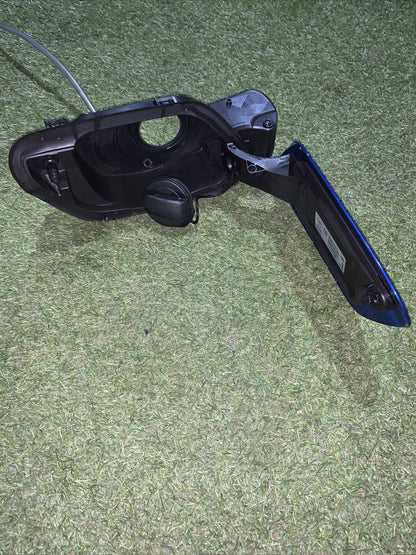 SPORTELLINO CARBURANTE PER VOLKSWAGEN Golf Serie VIII 8 2.0 BENZ 5H0809857 (19 )