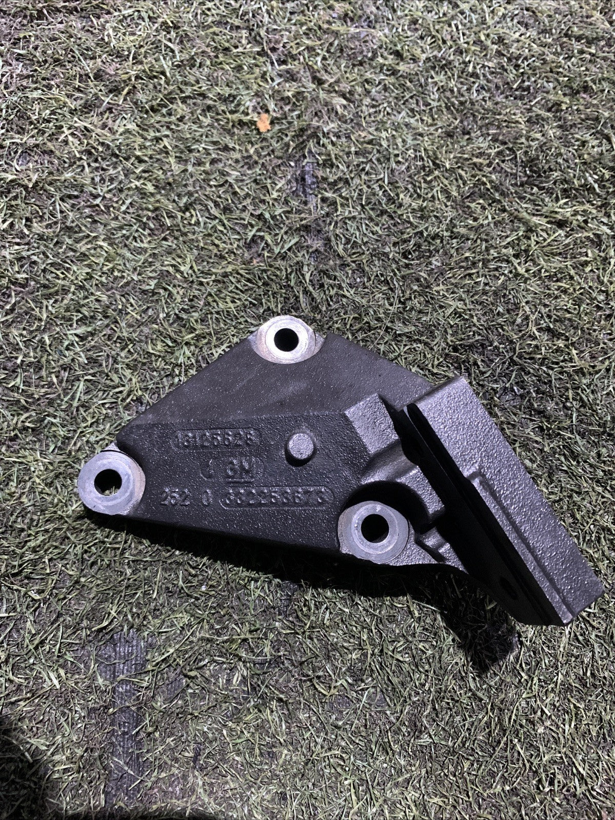 Supporto Motore Anteriore Destro Opel Meriva 2010 1.7 Diesel 13125628