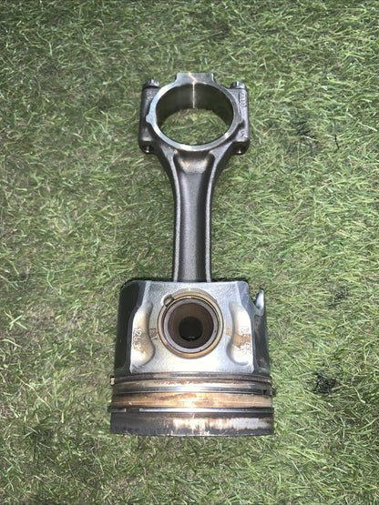 Pistone Con Biella Volkswagen Golf 5 1.9 TDI V200Z1/2 (2)