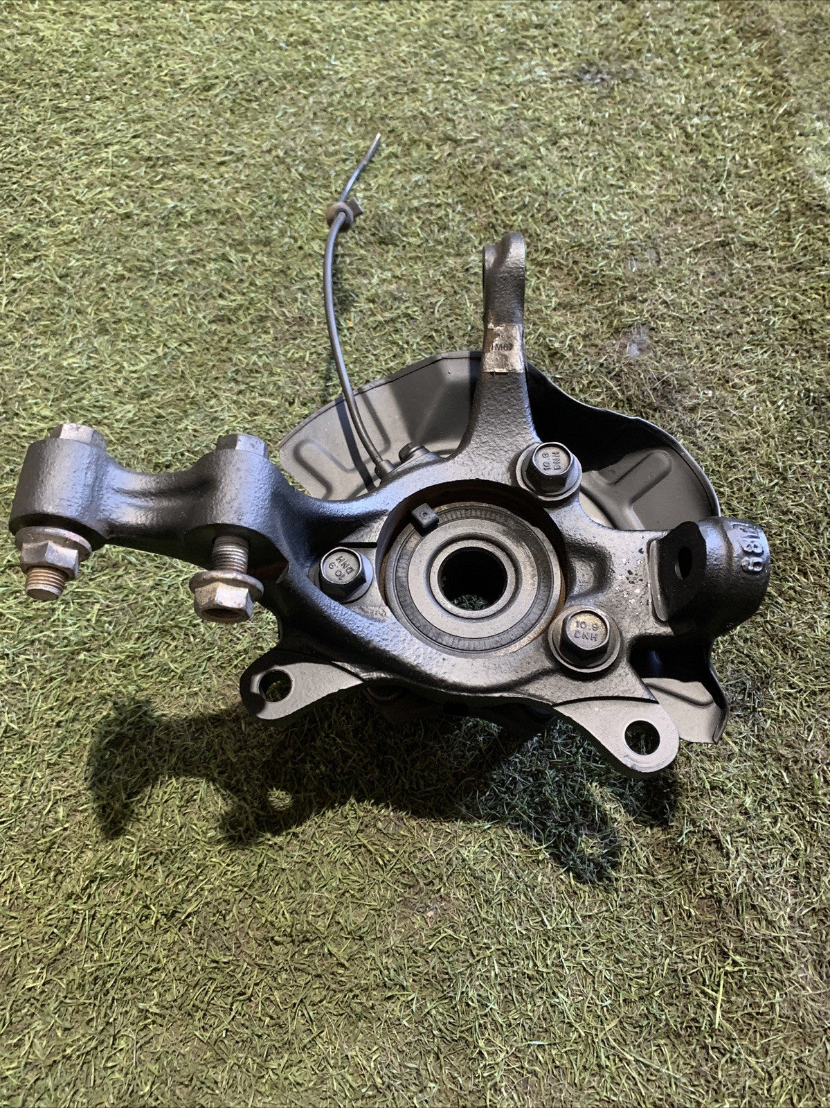 Mozzo Montante Fusello Anteriore Destro Suzuki Baleno 1.2 Benzina 45111M68P00