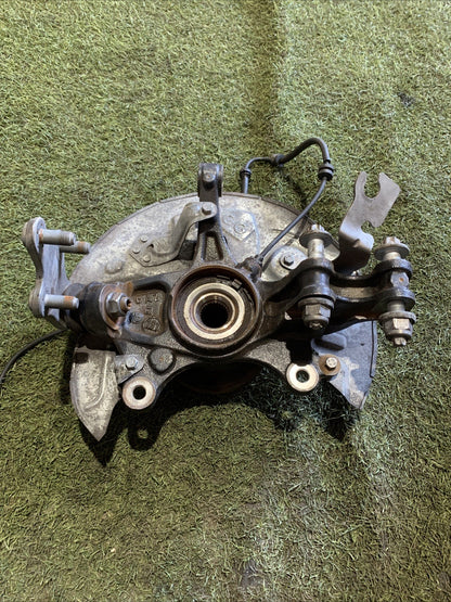 Mozzo Montante Fusello Anteriore Sinistro  Peugeot 3008 2016-2020 2.0 Diesel 