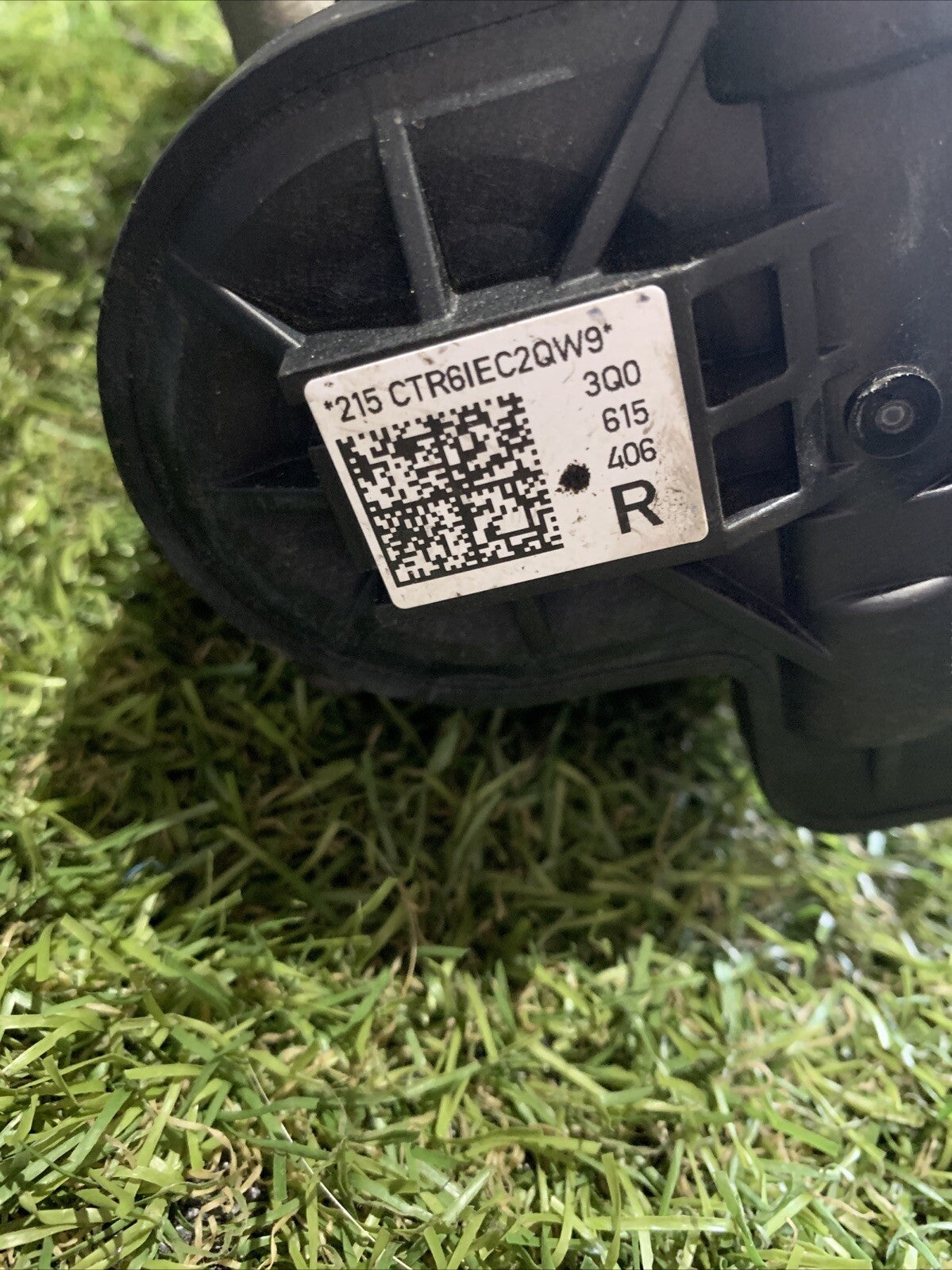 PINZA FRENO POSTERIORE DESTRA PER VOLKSWAGEN Tiguan Serie 3Q0615406R (16 )