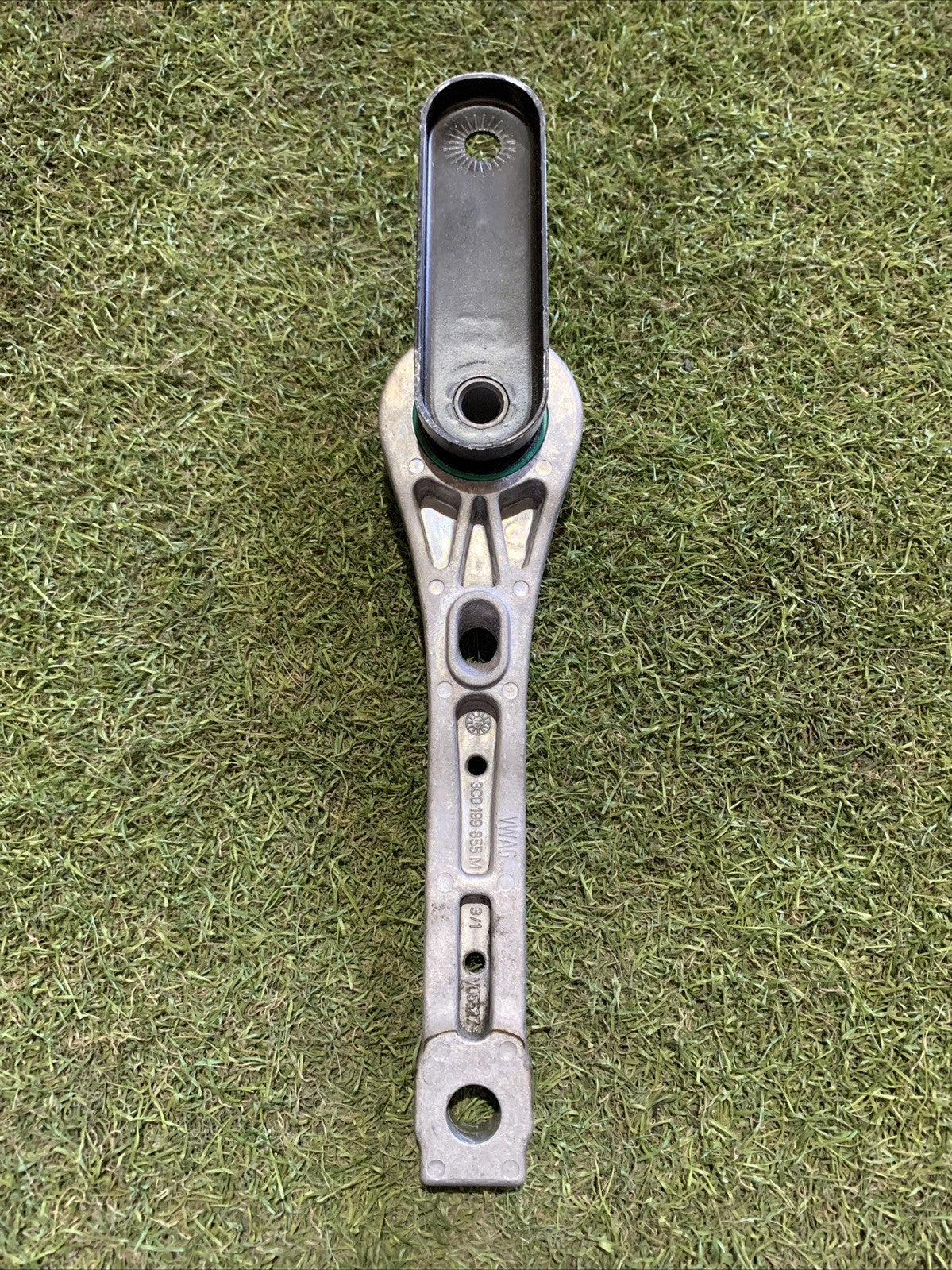 Supporto Motore Posteriore Per Audi Q3 3C0199855M 2016