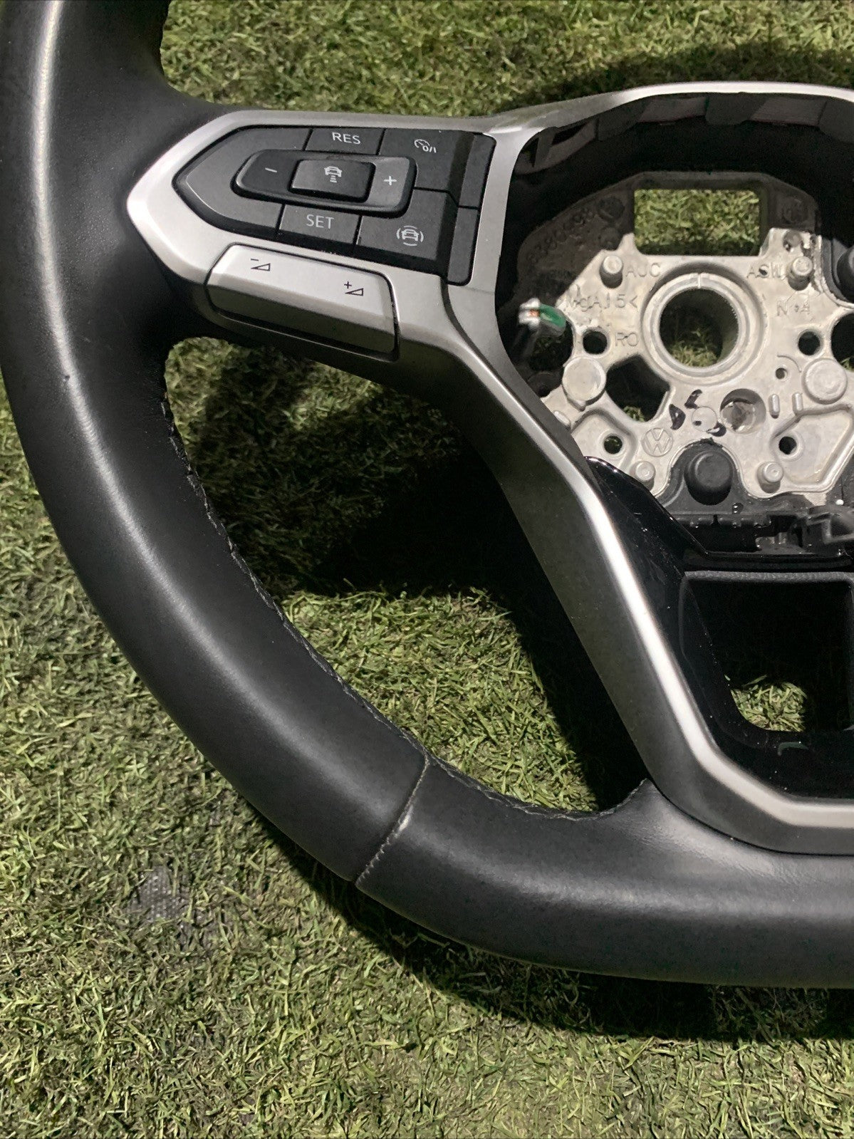 Volante In Pelle Multifunzione Volkswagen T-Cross 2023 2G0419089