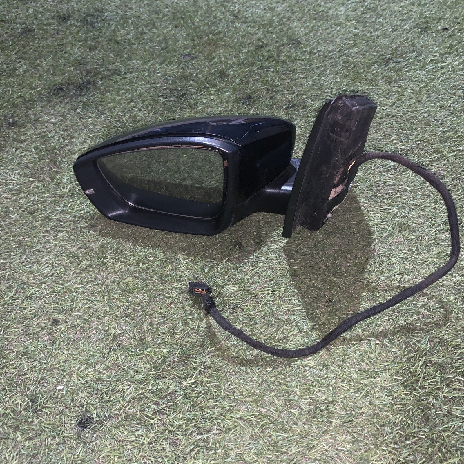 SPECCHIETTO RETROVISORE SX VOLKSWAGEN POLO 6R 6R0857933C 6PIN