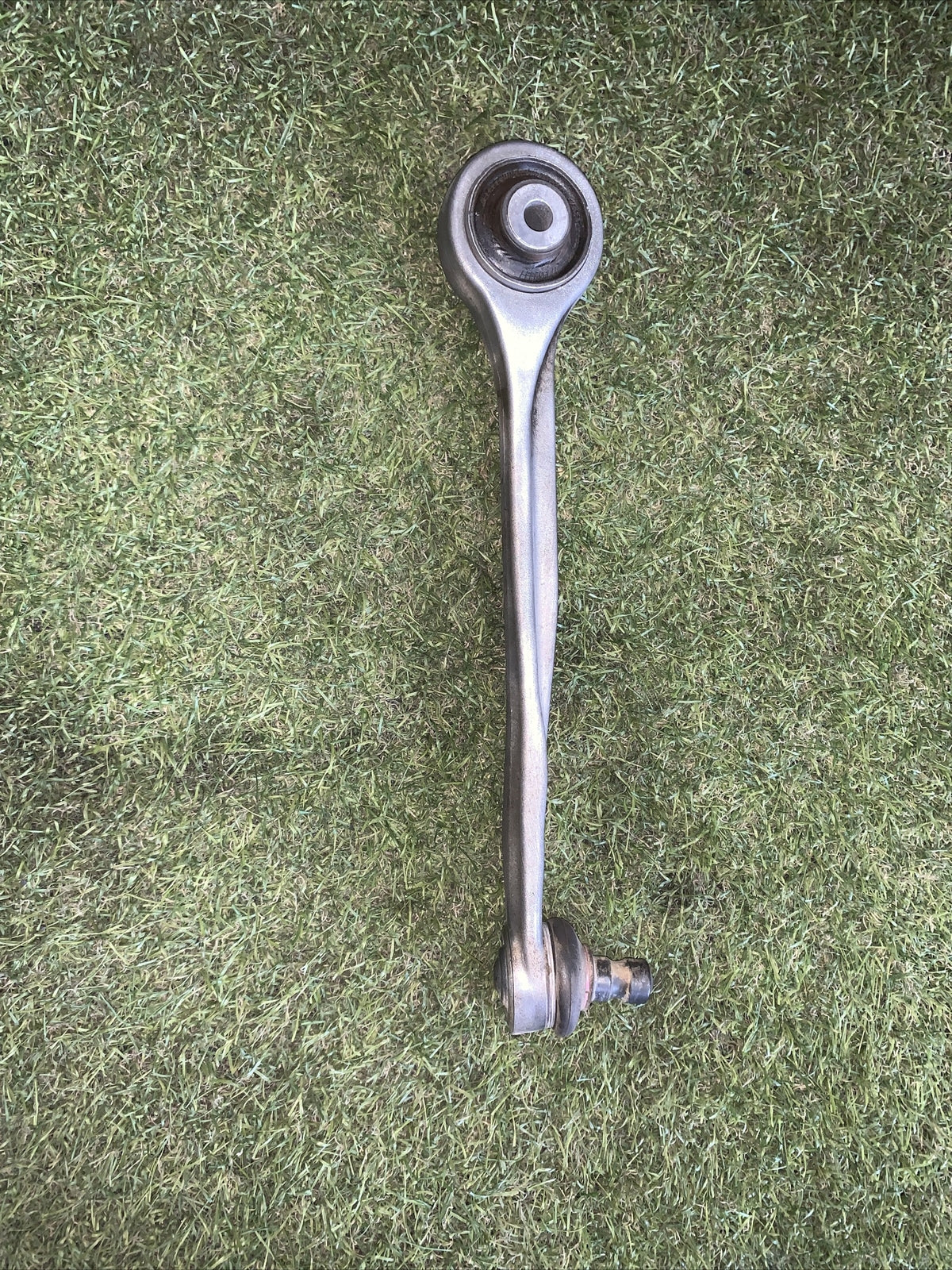 Braccio Oscillante Anteriore Superiore Sinistra Audi A4 2011 8K0505B