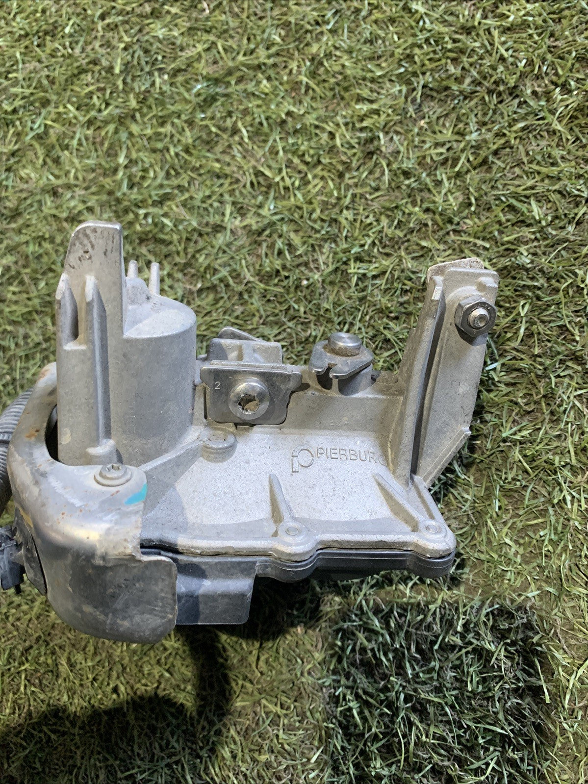 ATTUATORE APERTURA COLLETTORE DI SCARICO RENAULT CAPTUR 2016 1.5 D 147B08010R