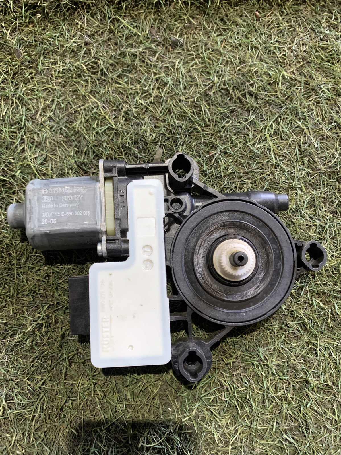 Motorino Alzavetro Posteriore Destro Volkswagen Tiguan 2020 5Q0959408A