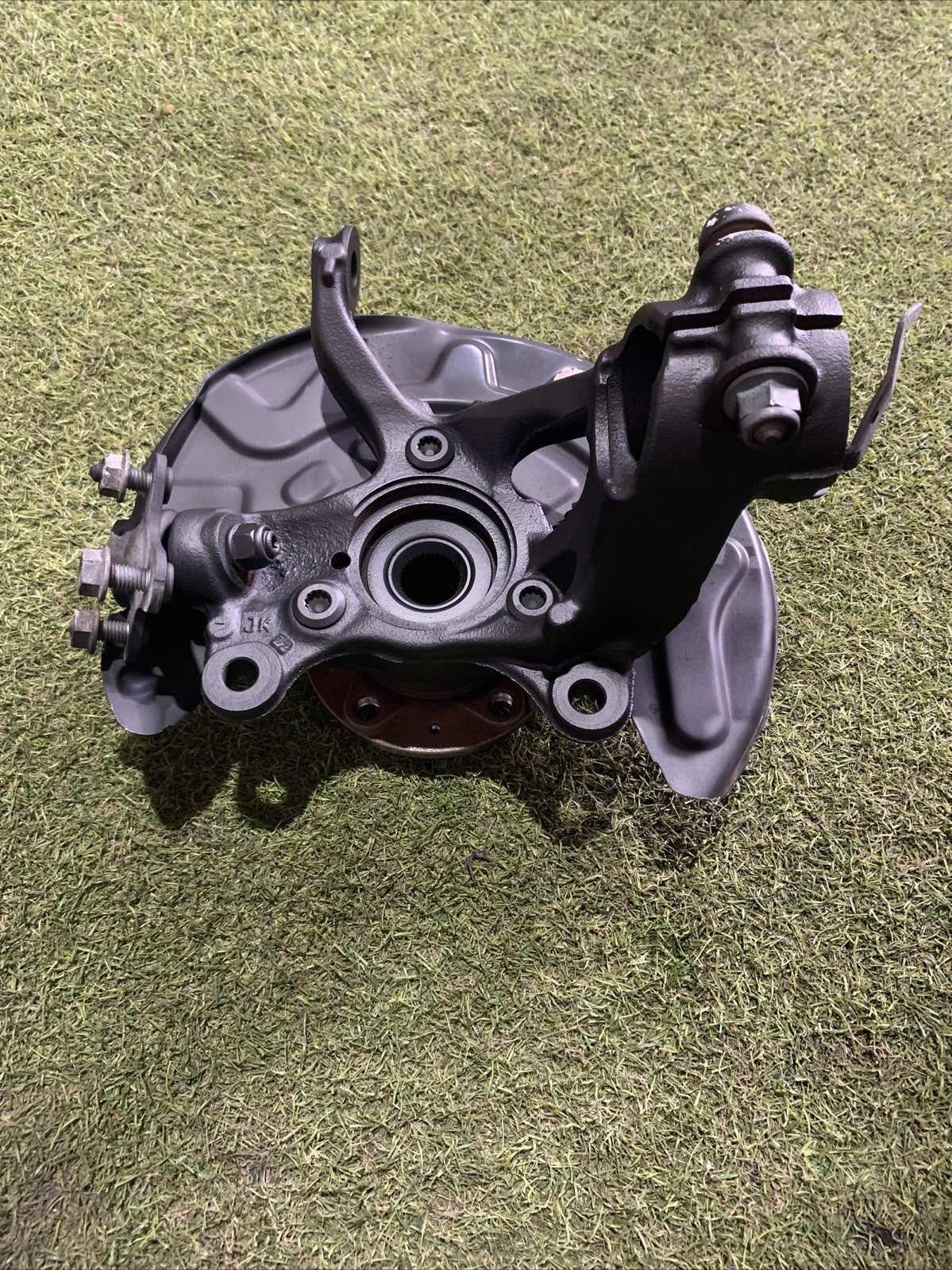 Mozzo Montante Fusello Anteriore Sinistro Volkswagen T-Roc 2023 1.0 Benzina