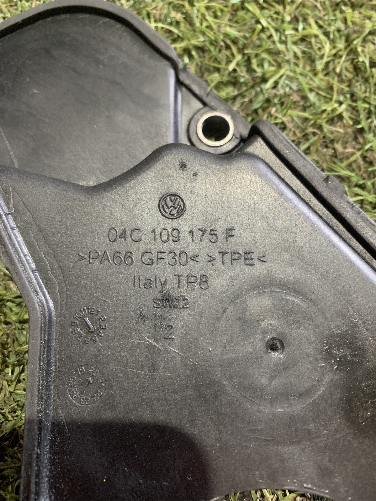 Coperchio Distribuzione Volkswagen Polo 2024 1.0 Benzina DKL 04C109175F