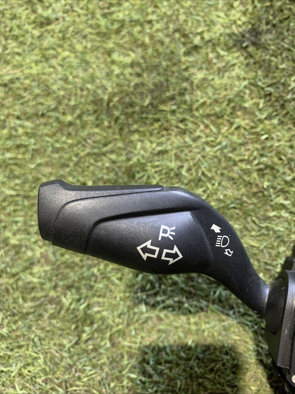 Devioluci + Contatto Spiralato Ford Kuga II Cod:GV6T-13N064-EB (2012-2019)