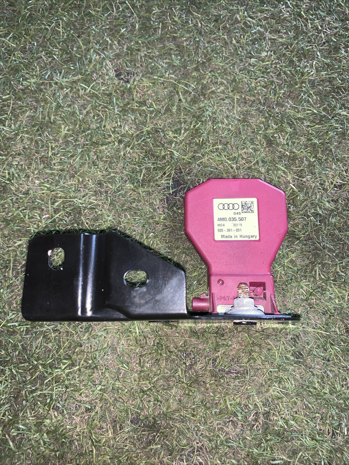 Antenna telefono Destra per Audi Q7 2016 cod: 4M0035507