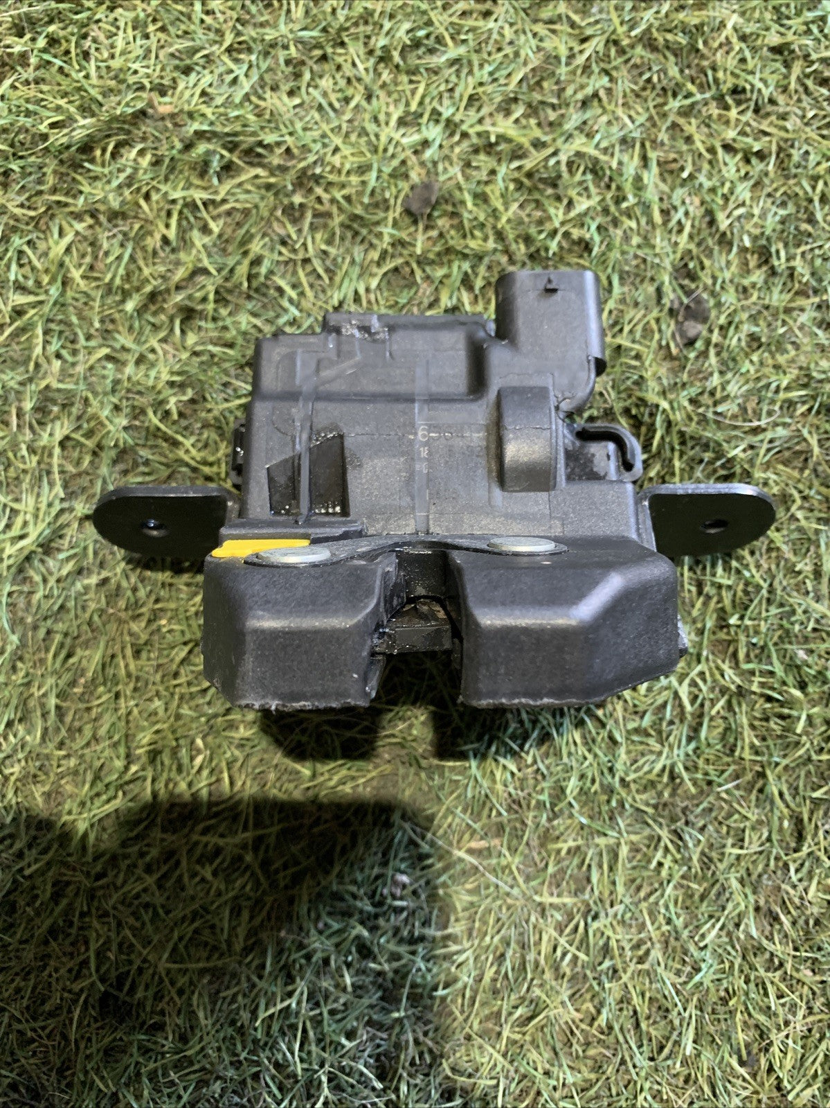 SERRATURA PORTELLONE POSTERIORE PER FIAT 500 X Serie 52096564 (15>)