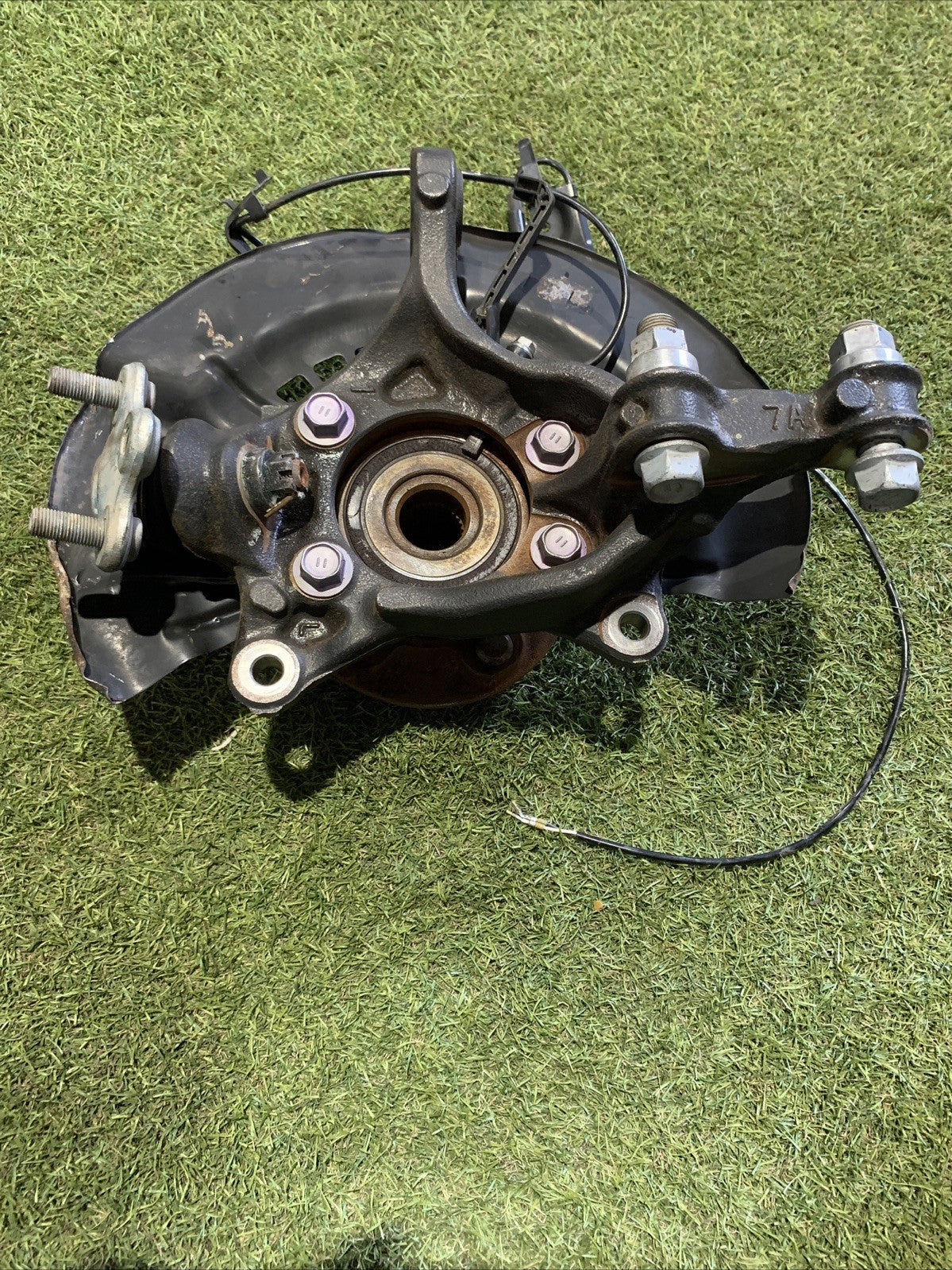 Mozzo Montante Fusello Anteriore Sinistro Toyota Rav 4 2019 2.5 Hybrid 