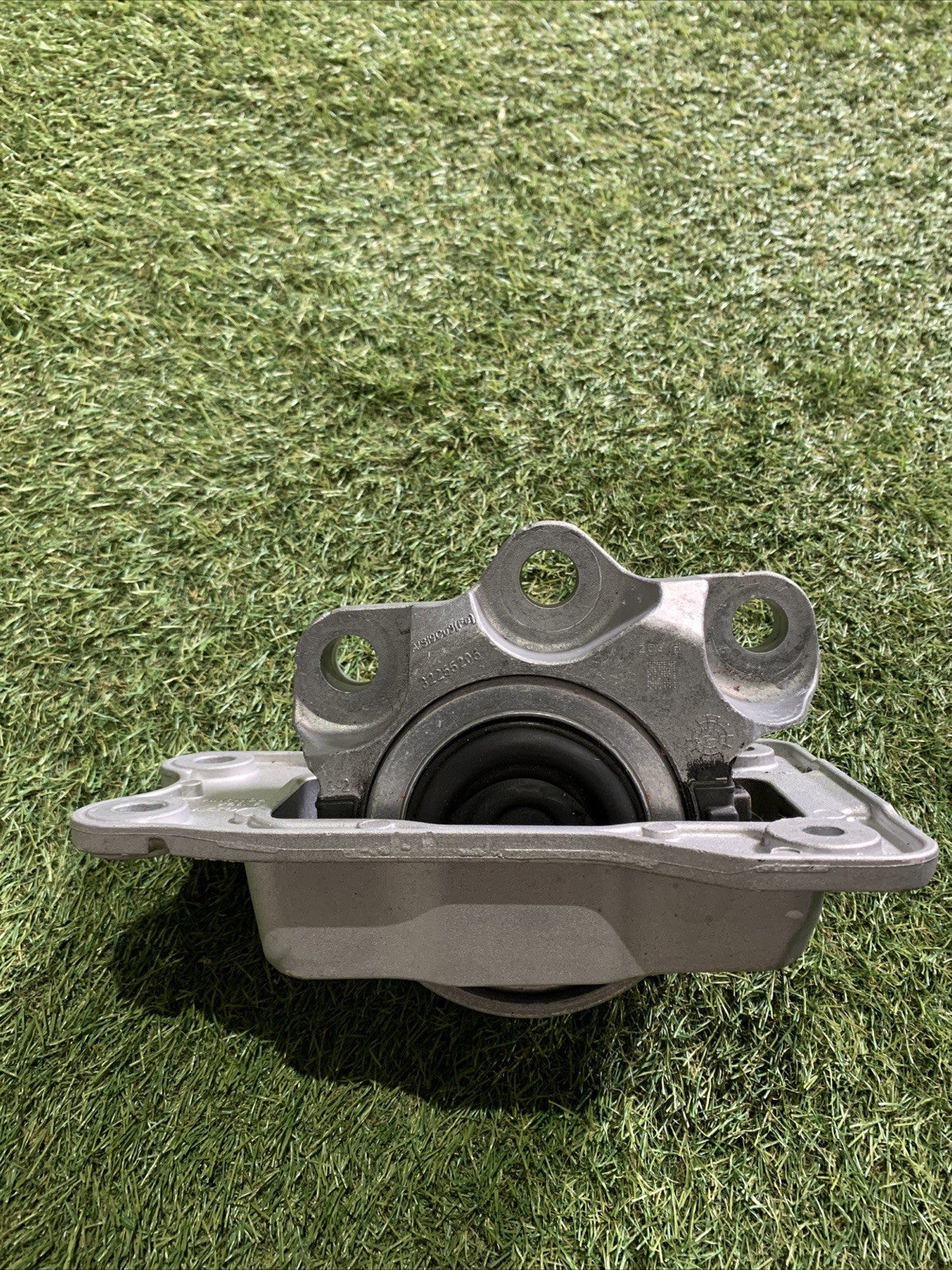 Supporto Motore Volvo XC60 2025 32255205