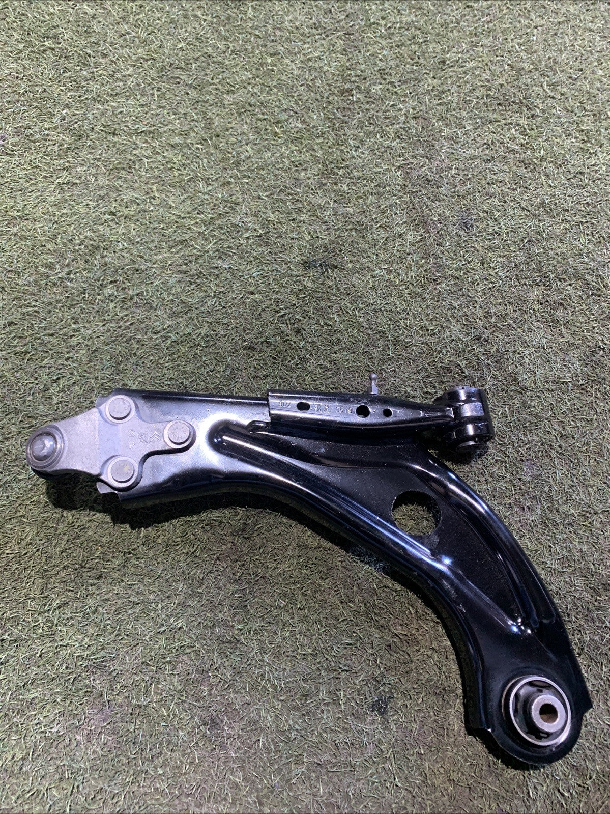 BRACCIO OSCILLANTE ANTERIORE DESTRO PEUGEOT 5008 2019 1.5 DIESEL 9816865480 (2)