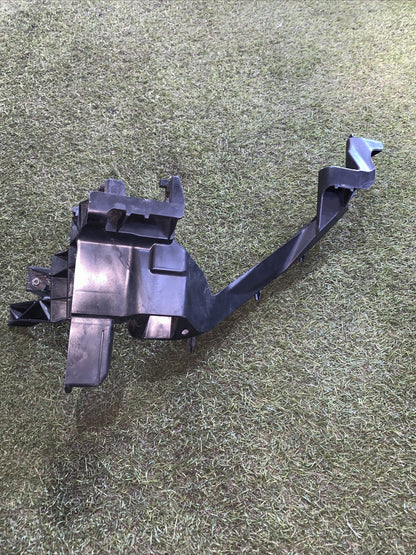 AUDI Q5 FY supporto staffa faro destro 80A805608B 2021