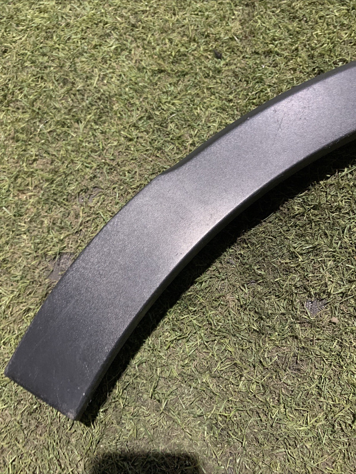 MODANATURA PARAFANGO POST SX PER RENAULT Captur Serie 788A38847R (13>)