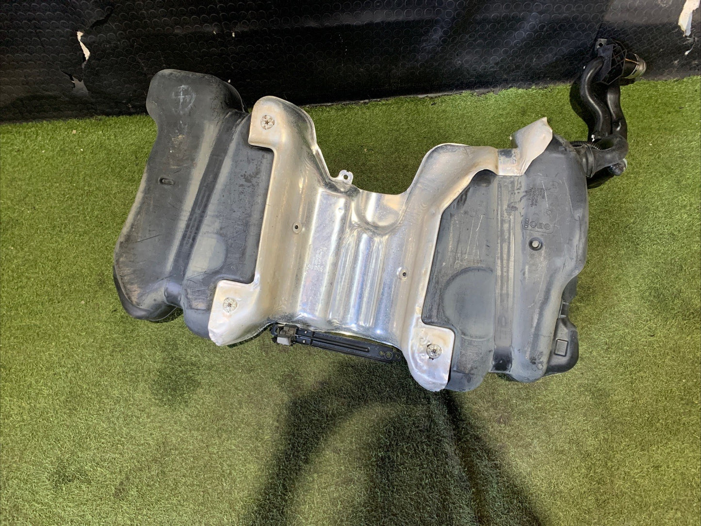 Serbatoio Carburante Volkswagen Golf 5 2.0 Diesel 1K0201085N
