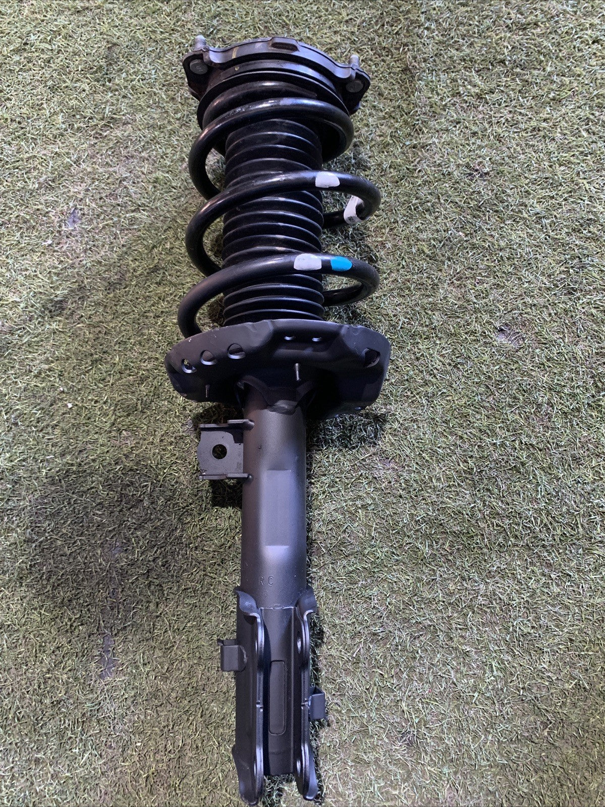 54661-J7AB0 AMMORTIZZATORE ANTERIORE DESTRO Kia X Ceed1.0 B (2021)